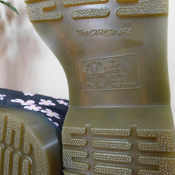 Dr Doc Martens Page Meadow pink cherry blossom floral canvas festival boots NWOT - Picture 14 of 16